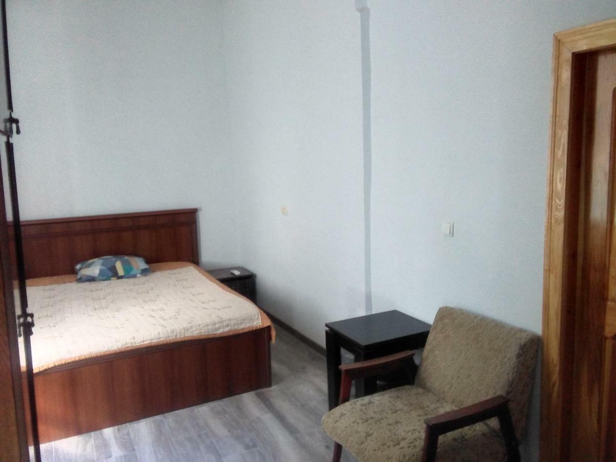 Str.Agmashenebeli 548 Hotell Kobuleti Eksteriør bilde