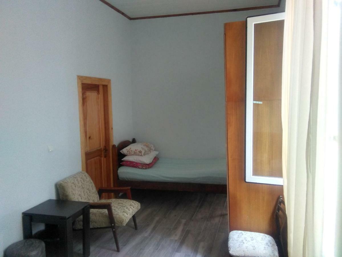 Str.Agmashenebeli 548 Hotell Kobuleti Eksteriør bilde