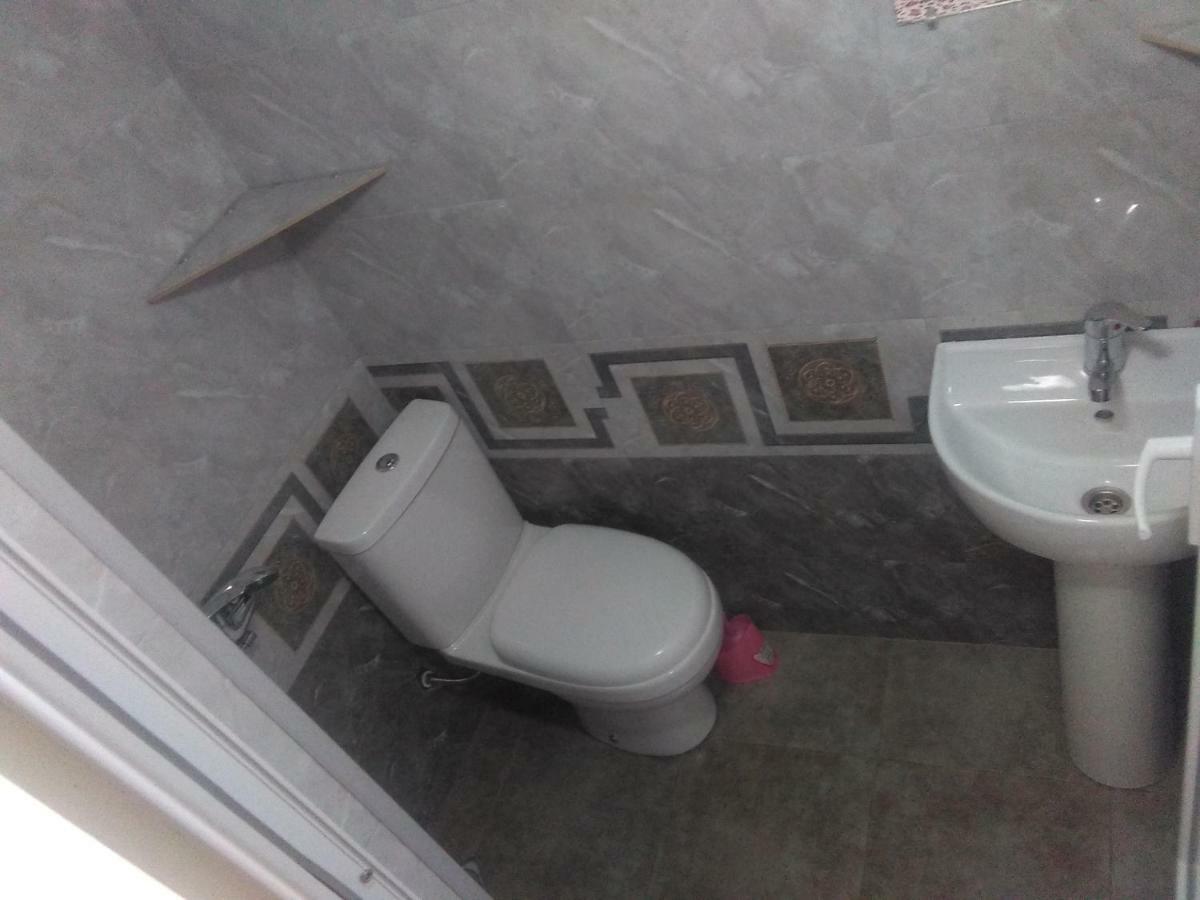 Str.Agmashenebeli 548 Hotell Kobuleti Eksteriør bilde